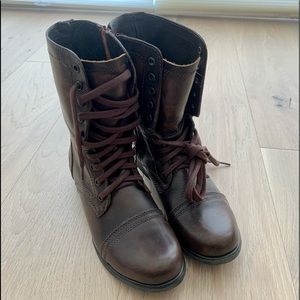 Steve Madden Troopa Boots - 7 US